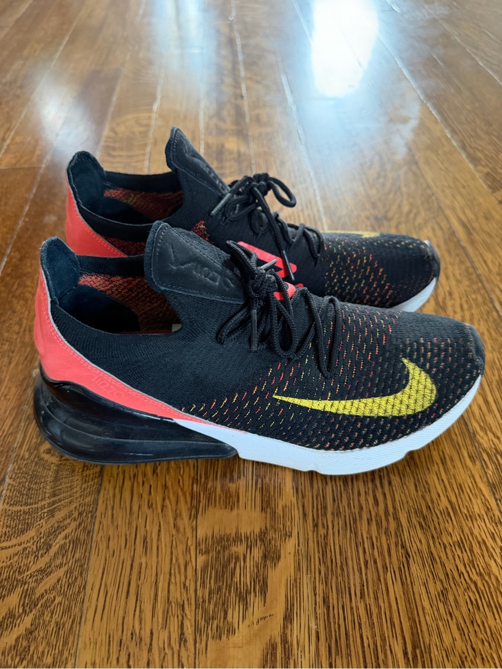 Nike 270 Black Knit Shoes Women’s 7.5